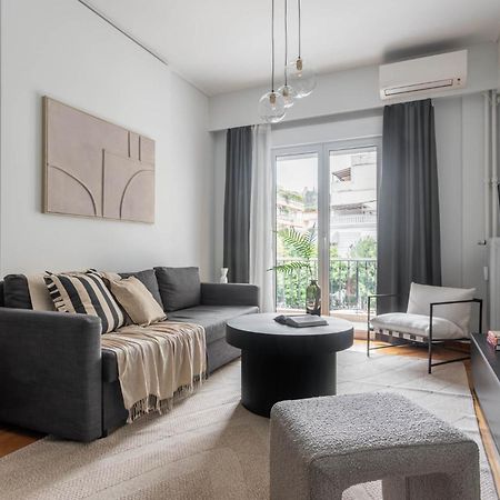 Charming & Comfy 2Bd Apartment In Acropolis Area By Upstreet Athén Kültér fotó